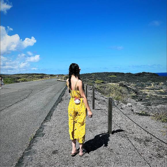 Meet your Posher, Mel - Picture 1 of 1